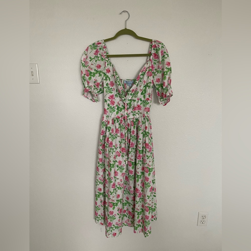 EUC HHH Ophelia Size small